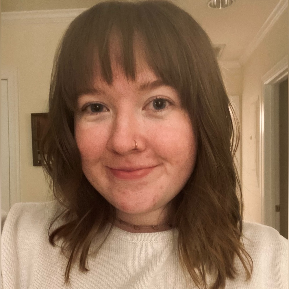 Meet your Posher, Caitlin
